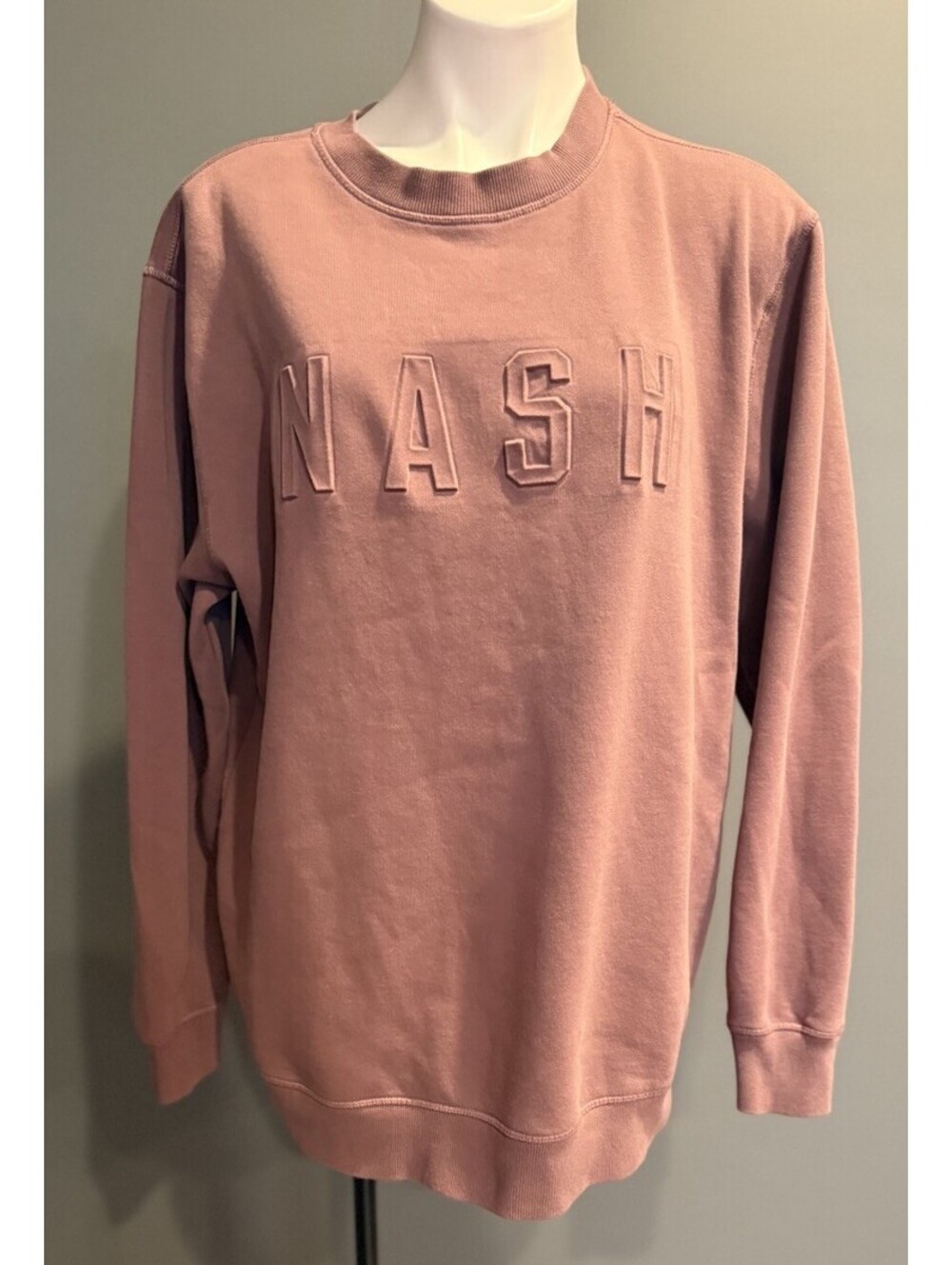 NASH Collection Sweatshirt Women's L/XL Embossed Nashville, Pink Nashville